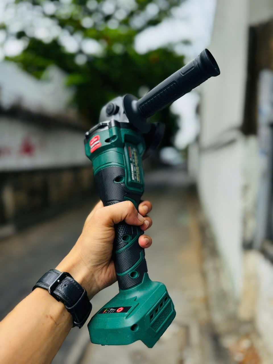 Máy Mài Góc Pin Amaxtools AM100TSM 21V, Tốc độ 7000 vòng/phút