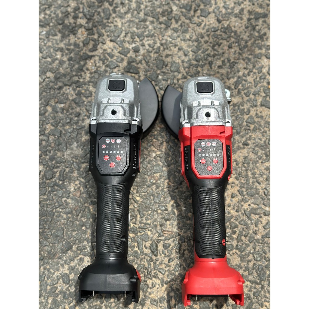 Điện áp: 21 V (pin Lithium-ion)  Công suất/đầu ra: khoảng 1100 W  Tốc độ không tải: từ 3 500 đến 9 000 vòng/phút,  Chỉnh tốc: 6 cấp  Tính năng: chống sốc đá, kẹt lưỡi kickback stop  Động cơ: không chổi than (Brushless Motor)  Đường kính đá mài: 100 mm  Độ sâu cắt tối đa: khoảng 21 mm  Trọng lượng: khoảng 2.4 kg  Phụ kiện đi kèm: tay cầm phụ, máng bảo vệ, thân máy (thường không có pin và sạc kèm)