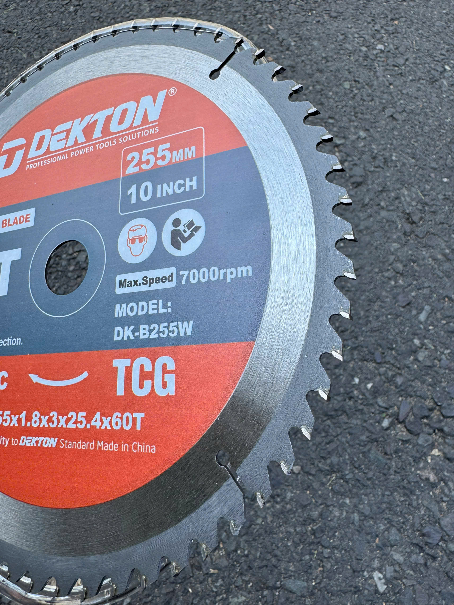 Lưỡi Cắt Gỗ, Cắt Nhôm Dekton 255mm DK-B255W Tốc Độ 7000RPM 4