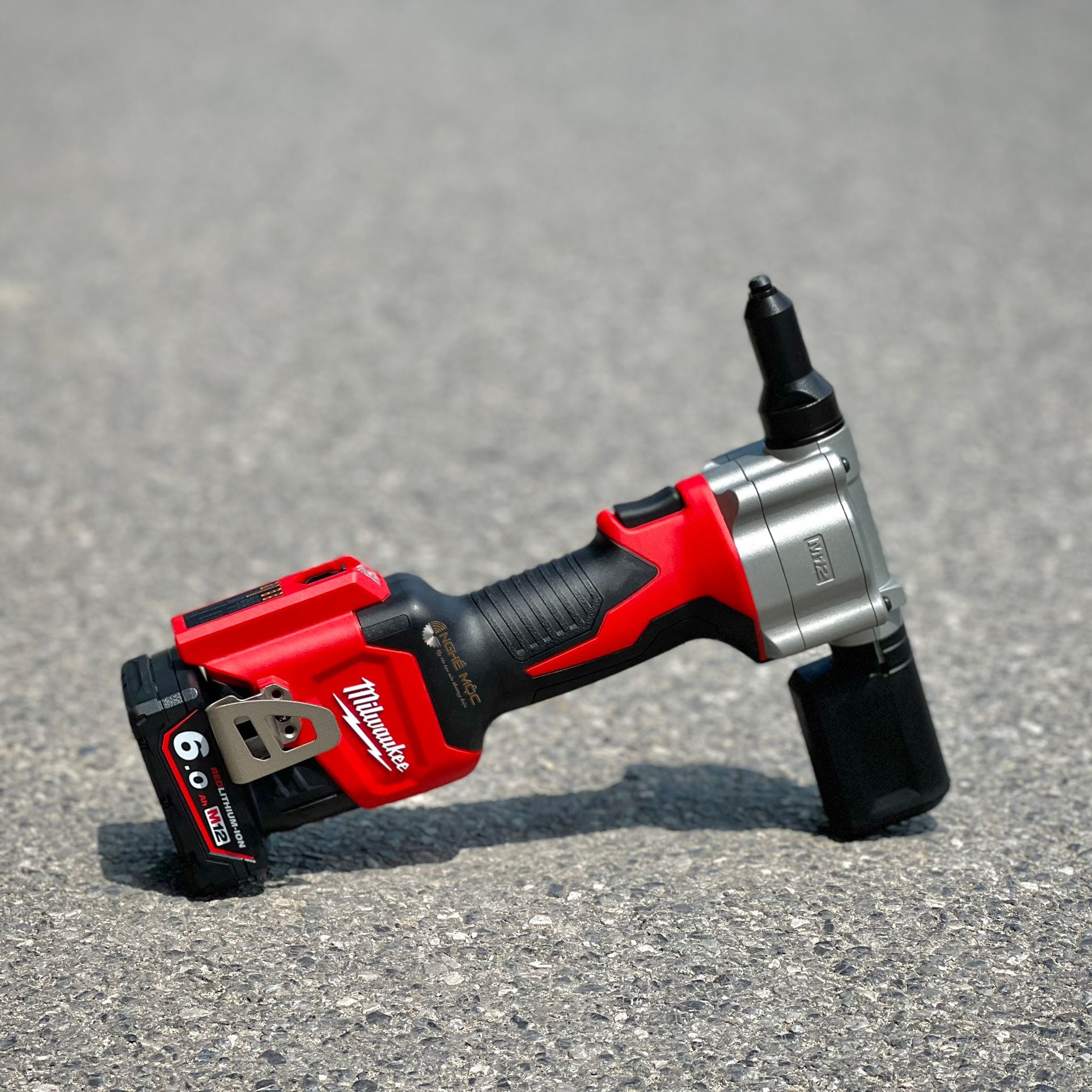 Máy Bắn đinh Rút Milwaukee M12 BPRT-0C - Lực Rút 9.000N, đinh 2.4-4.8mm
