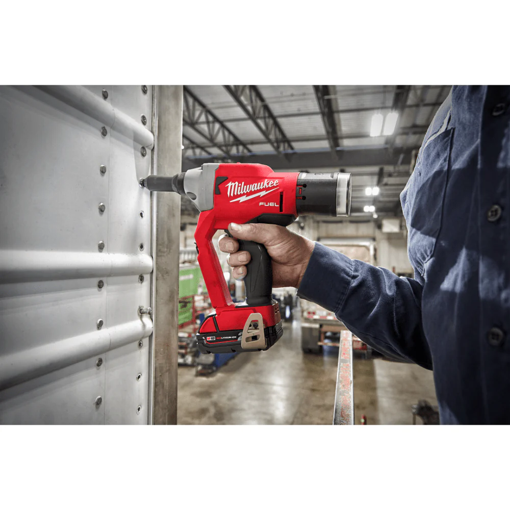 Máy Bắn đinh Rút Milwaukee M18 FRT-0X0 Lực 20kN, đinh 4.8-7.0mm
