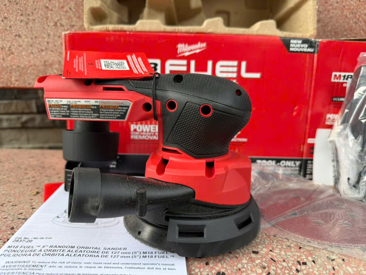M&aacute;y Ch&agrave; Nh&aacute;m Milwaukee M18 FROS125-0X0