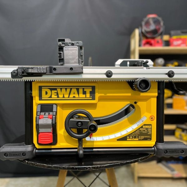 Máy Cưa Bàn DeWalt DWE7492 2000W 250mm Chính Hãng + Tặng Lưỡi Freud 40T