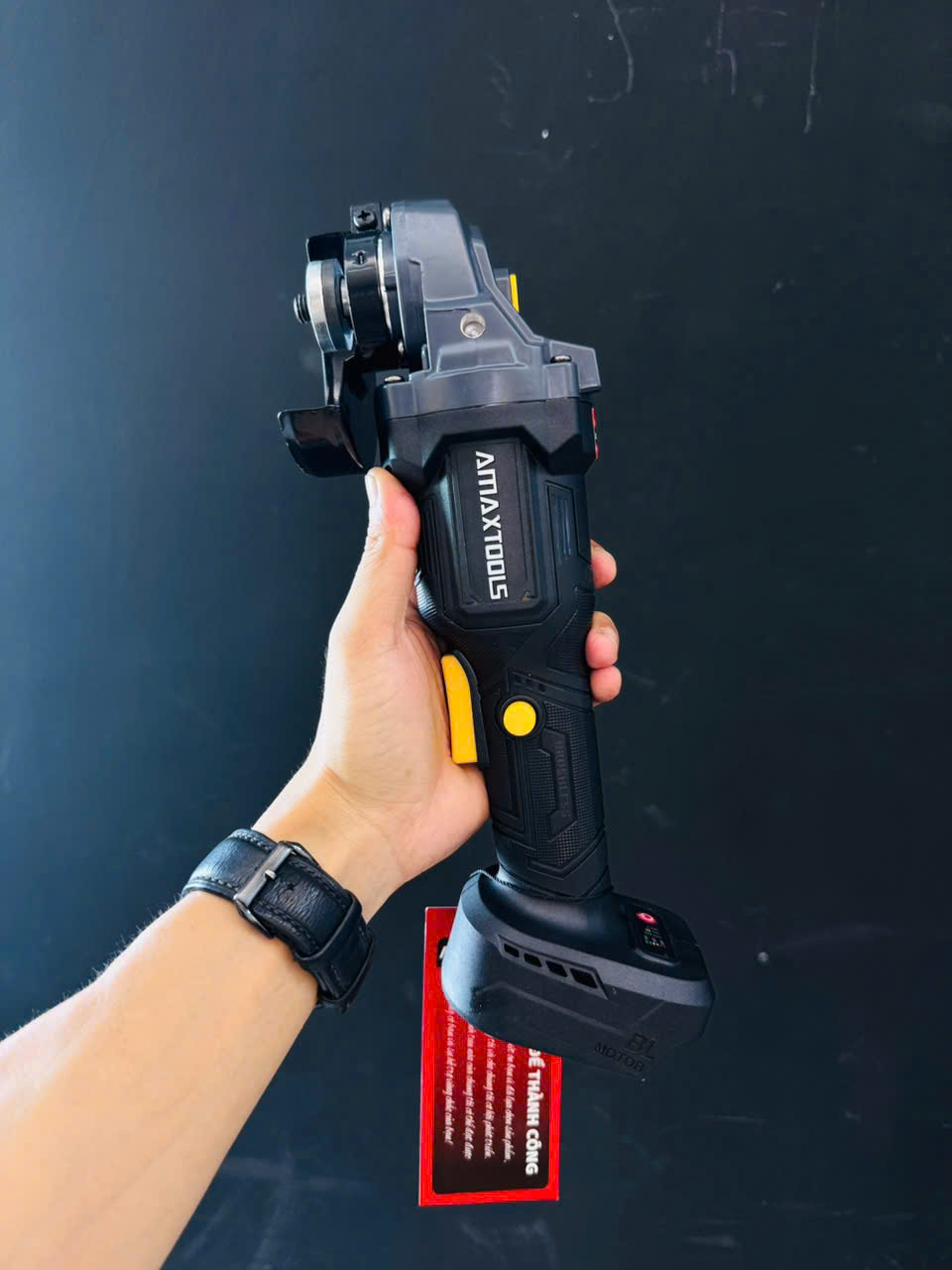Máy Mài Góc Pin AmaxTools AM100-ULTRA 21V 100mm Không Chổi Than, Tốc Độ 7000 VòngPhút