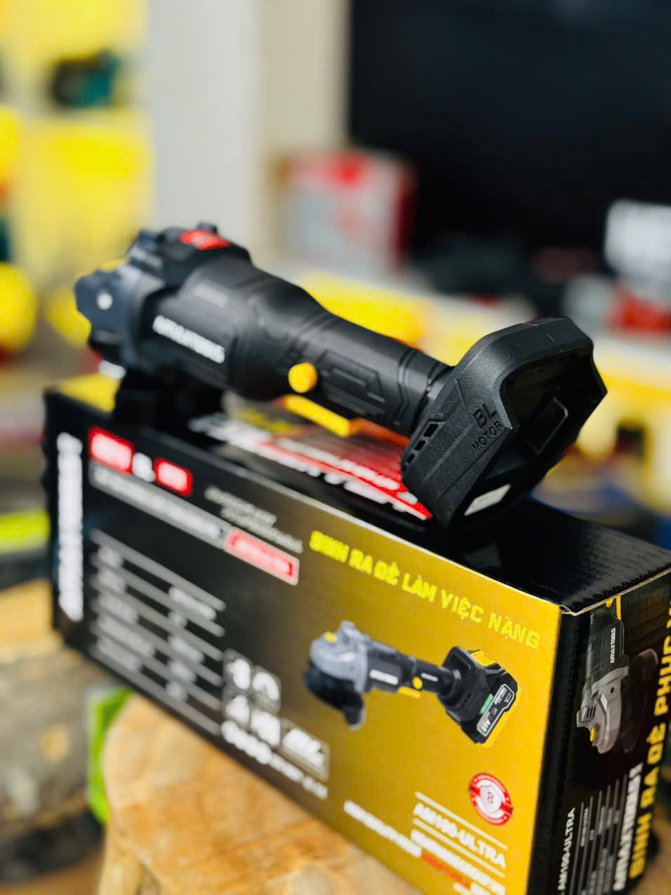 Máy Mài Góc Pin AmaxTools AM100-ULTRA 21V 100mm Không Chổi Than, Tốc Độ 7000 VòngPhút