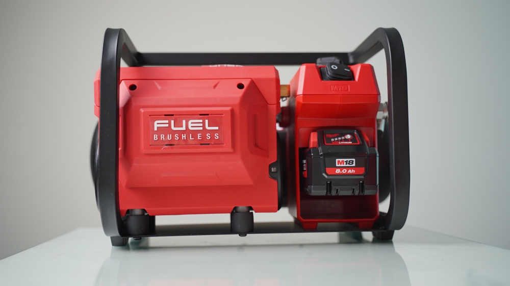 Máy Nén Khí Milwaukee M18 FAC-0 ASIA, Bình 7.6L, 135psi, 68dBA