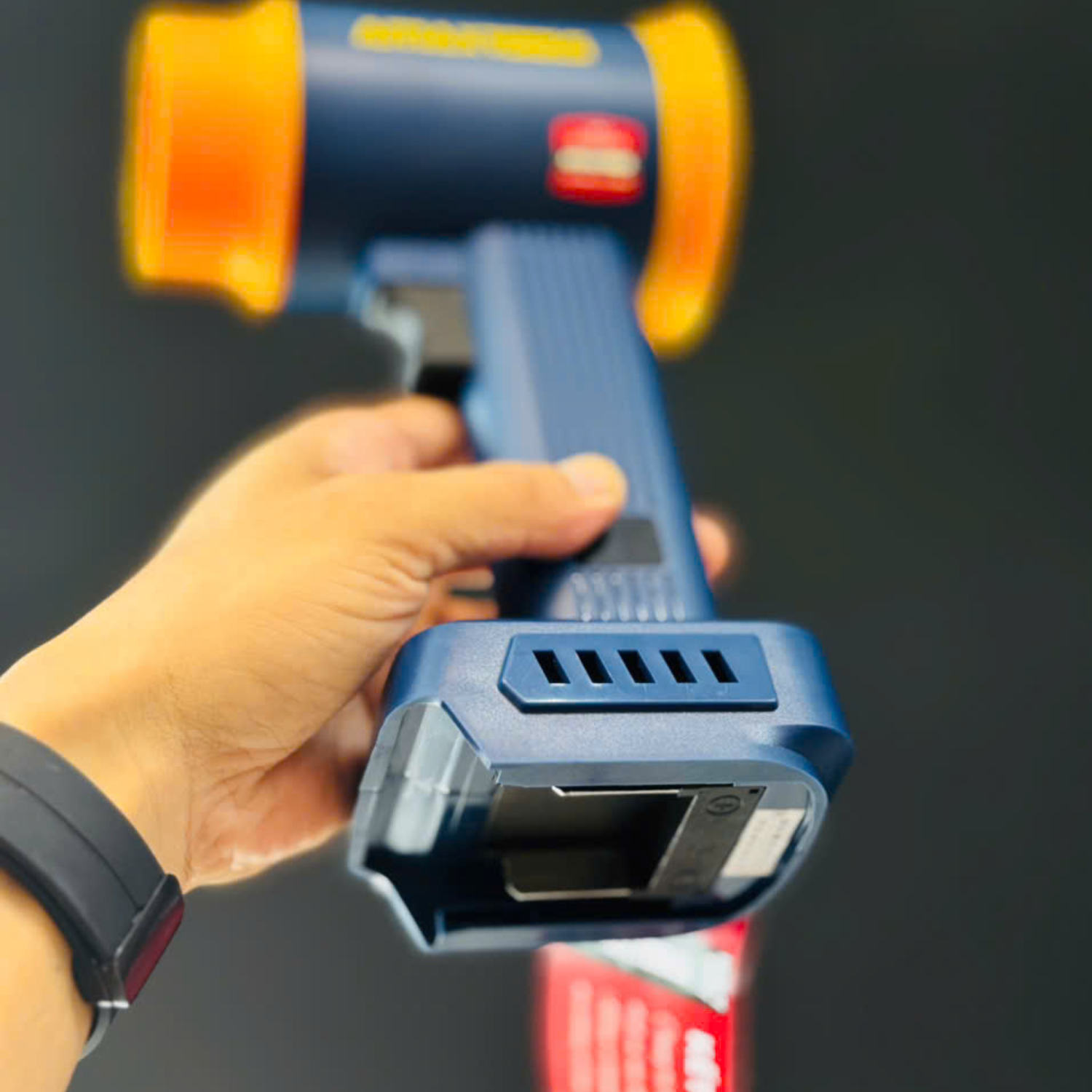 Máy Thổi Phản Lực Amaxtools ATPL-2300SM Công Suất 950W, Dùng Pin 21V Chính Hãng