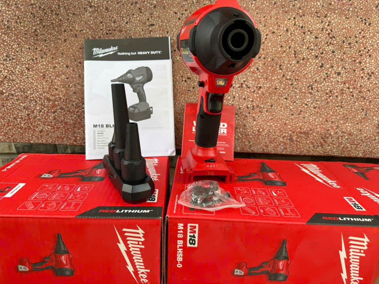 Máy Thổi Tốc độ Cao Milwaukee M18 BLHSB-0, Tốc độ Gió 917 Km/h, 3 Cấp