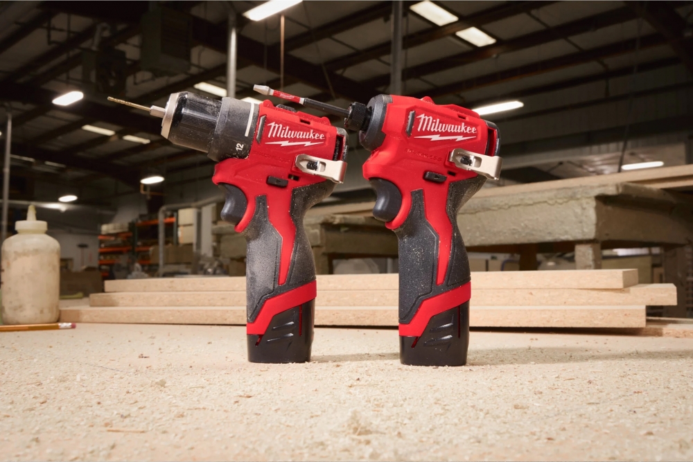 Máy Vặn Vít Dùng Pin 12V Milwaukee M12 BLIDRC-0 (Không Chổi Than, 124 Nm)
