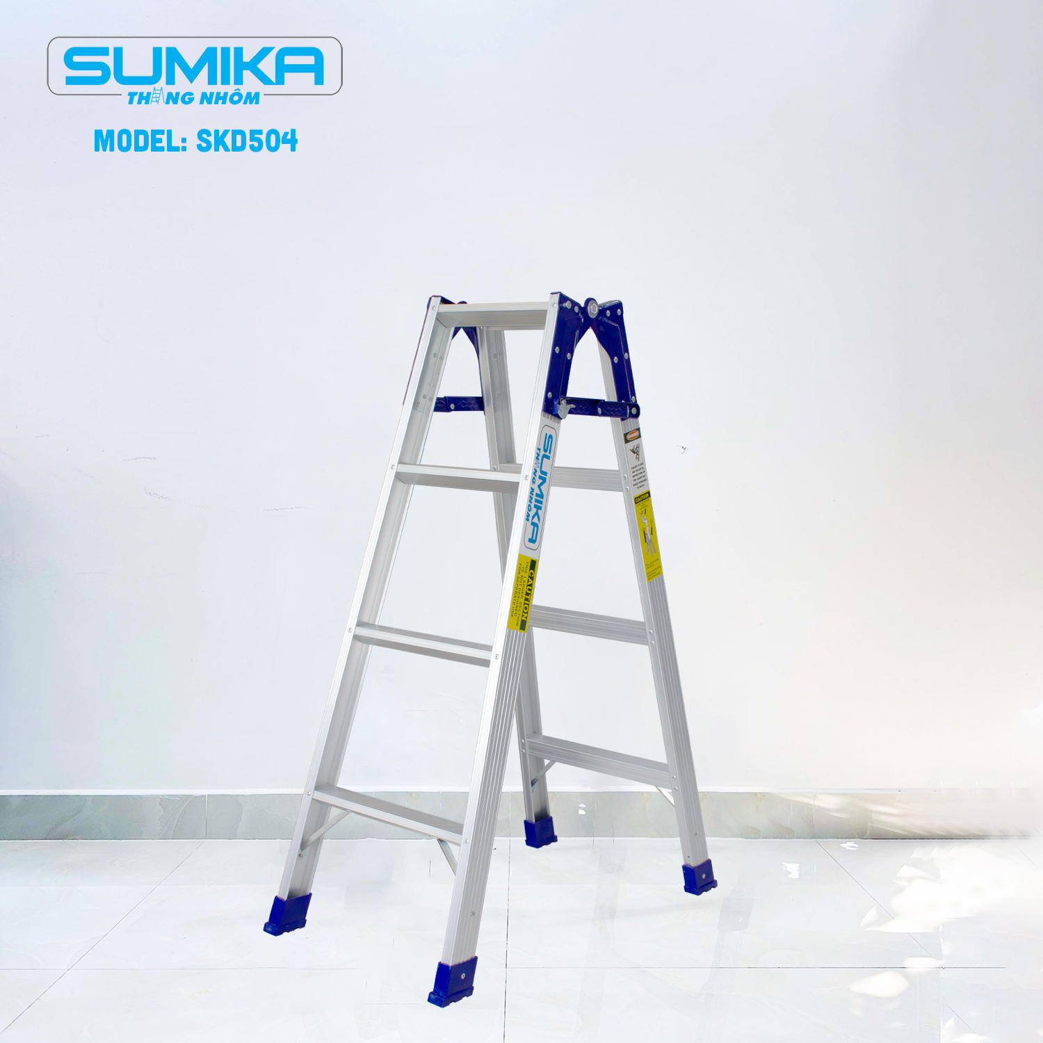 Thang Nhôm Xếp Chữ A Sumika SKD504 - Chân 44cm, 4x2 Bậc, Nhẹ 5.2kg, Tải 150kg, Duỗi 2.36m