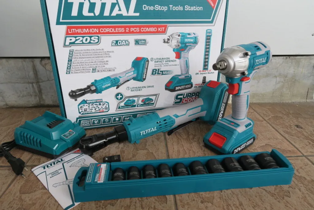 Combo Total TOSLI23043 (Máy Siết Bulong TIWLI2038 & Máy Siết Góc TDRLI206015) - Dùng Pin 20V, Kèm 2 Pin, 1 Sạc, Bộ Đầu Tuýp