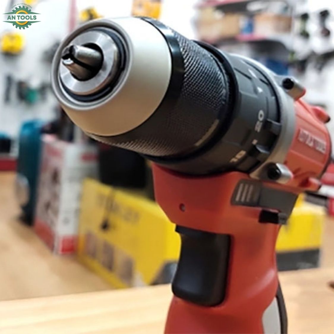 Máy Khoan Pin 16V Amaxtools AKI5510BL Kèm 2Pin 2.0Ah Và 1Sạc