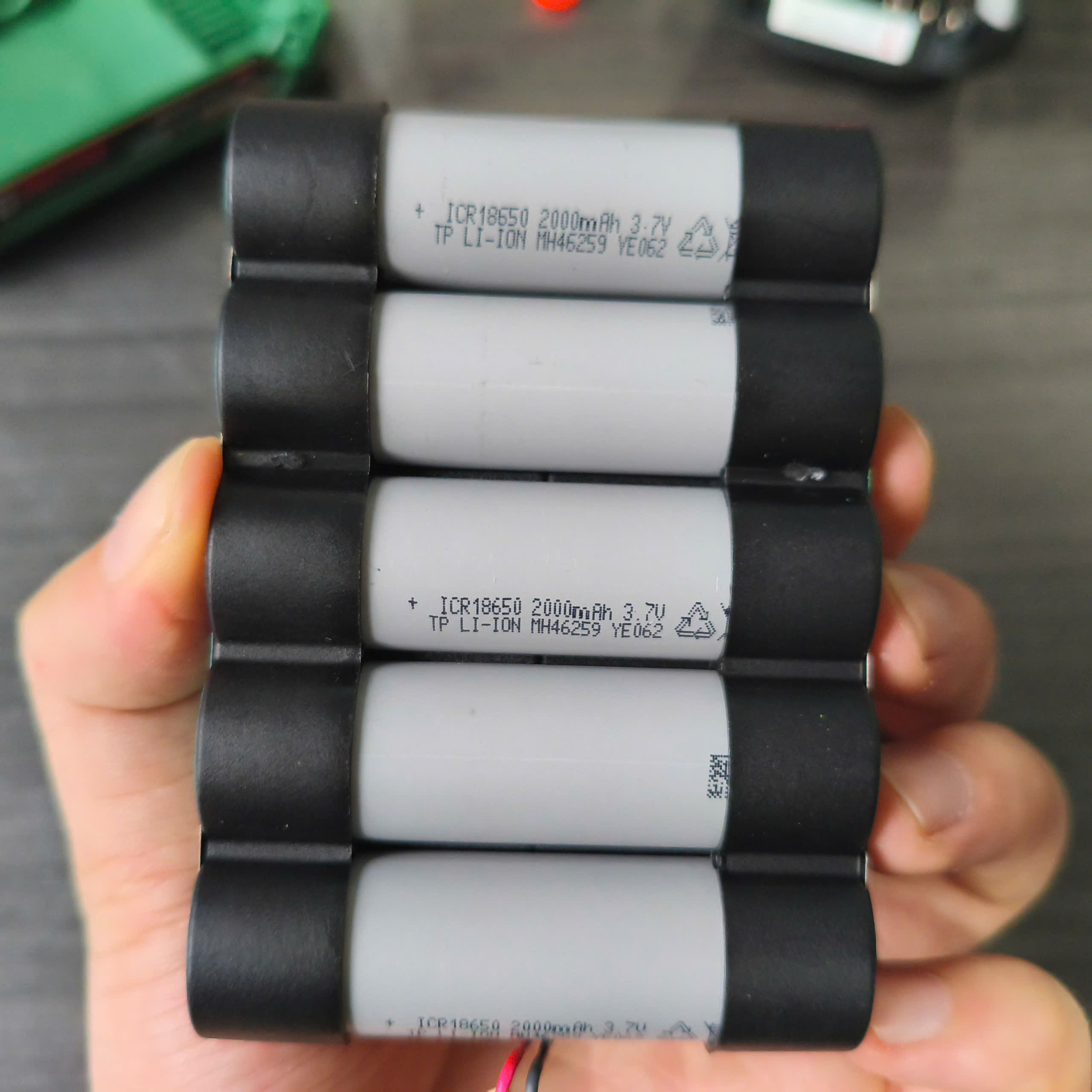 Pin 21V Gen 3 Dekton M21-B2065PLUS - Dòng Xả 65A
