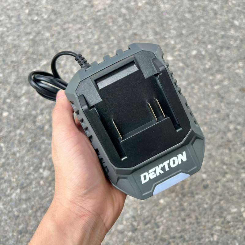Sạc Pin Dekton 21V 2.0Ah M21-S20PRO, M21-S20XPRO Chính Hãng