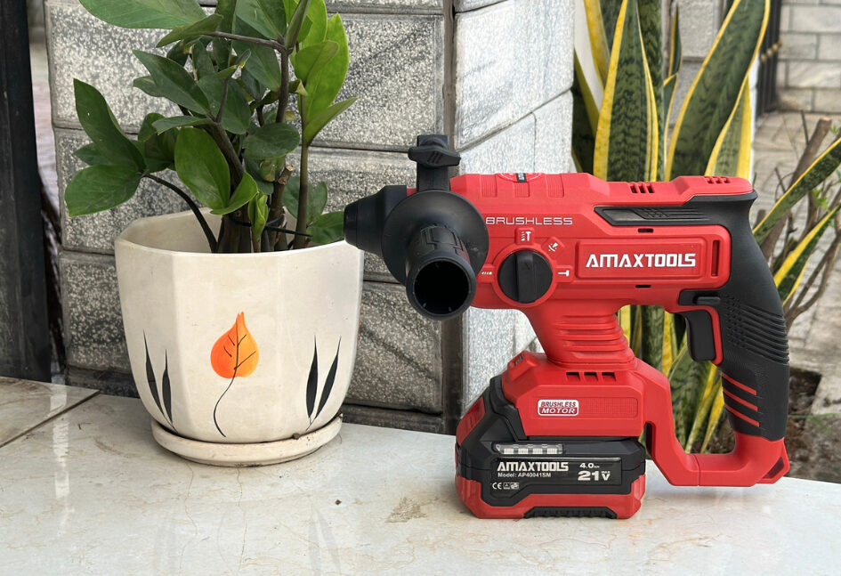 Máy Khoan Bê Tông Dùng Pin 21V 2J 1300 V/P AMAXTOOLS A3CN2601-SM
