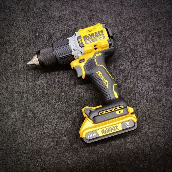 Máy Khoan động Lực Dùng Pin 20V Dewalt DCD806N-B1