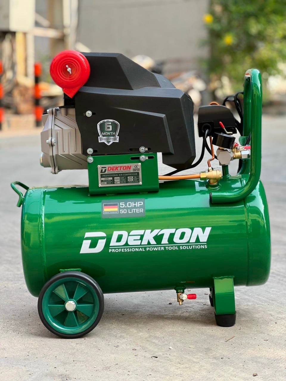 Máy Nén Khí 50L Chạy Dầu DEKTON DK-AC50DR