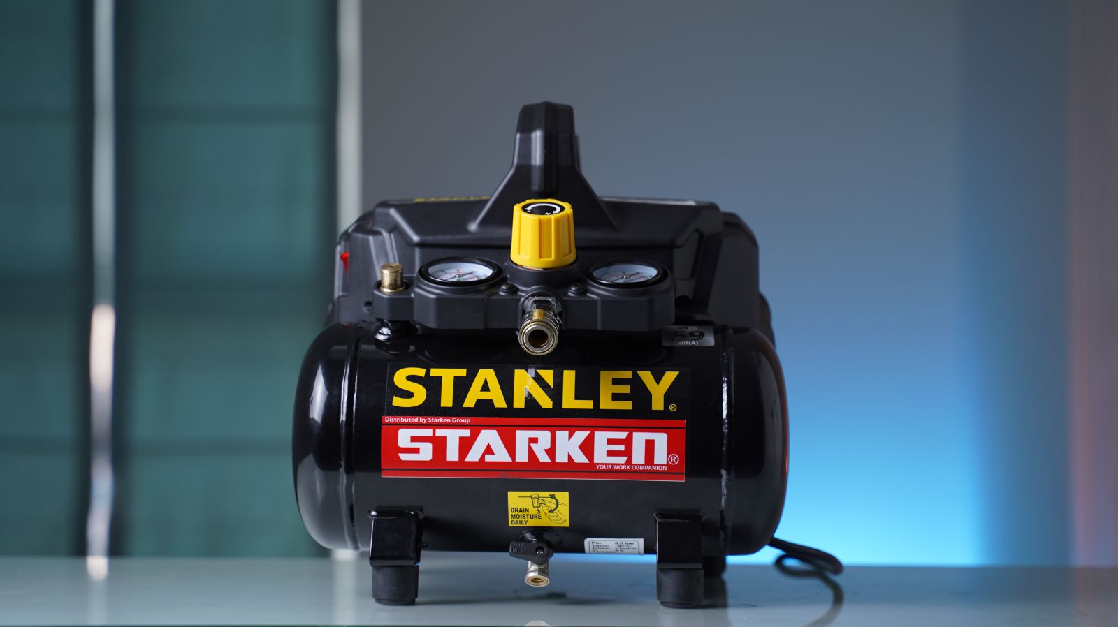 Máy Nén Khí Không Dầu 6L Stanley Fatmax DST101/8/6