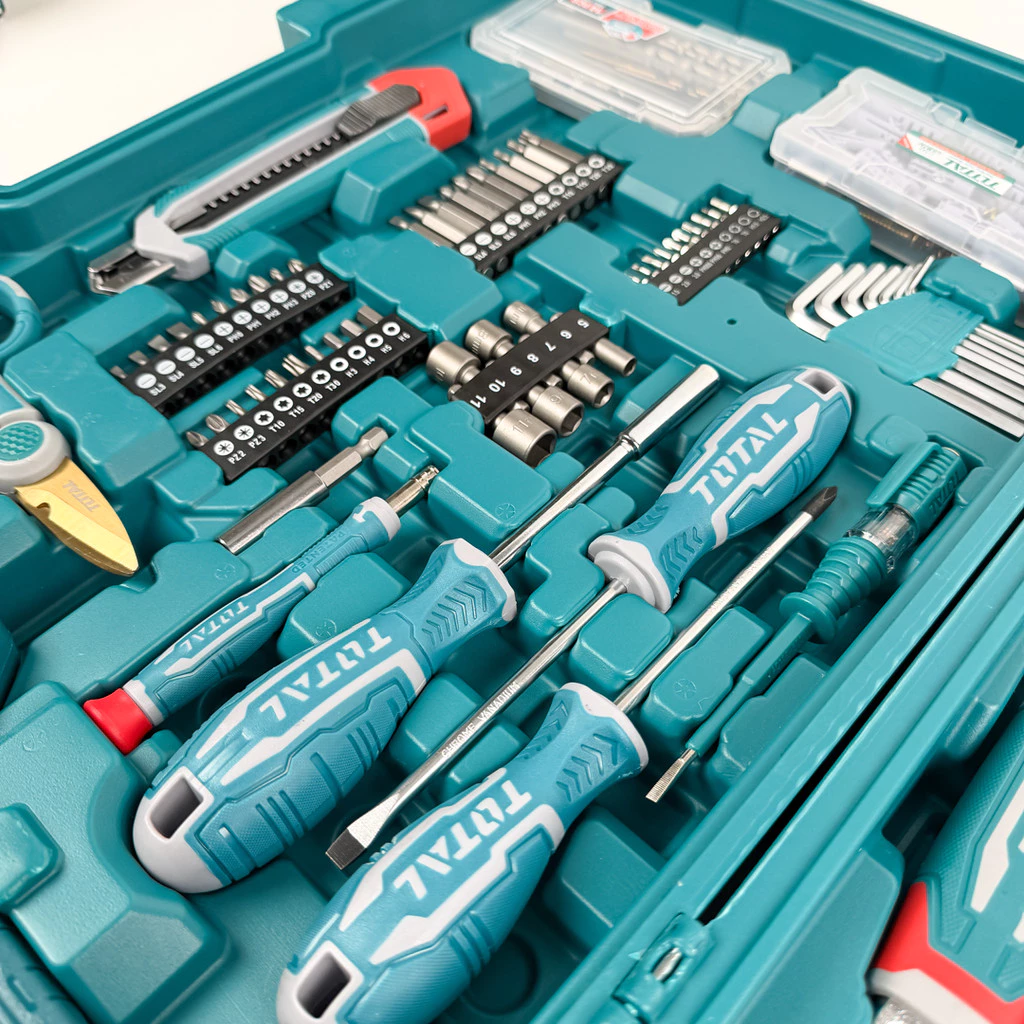 Bộ 166 Món Total THKTHP41667 Bao Gồm Máy Khoan Búa TIDLI20668 Không Chổi Than Dùng Pin 20V